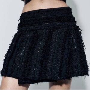 ZARA LIMITED EDITION NWT TEXTURED SKIRT BEADED SIZE M